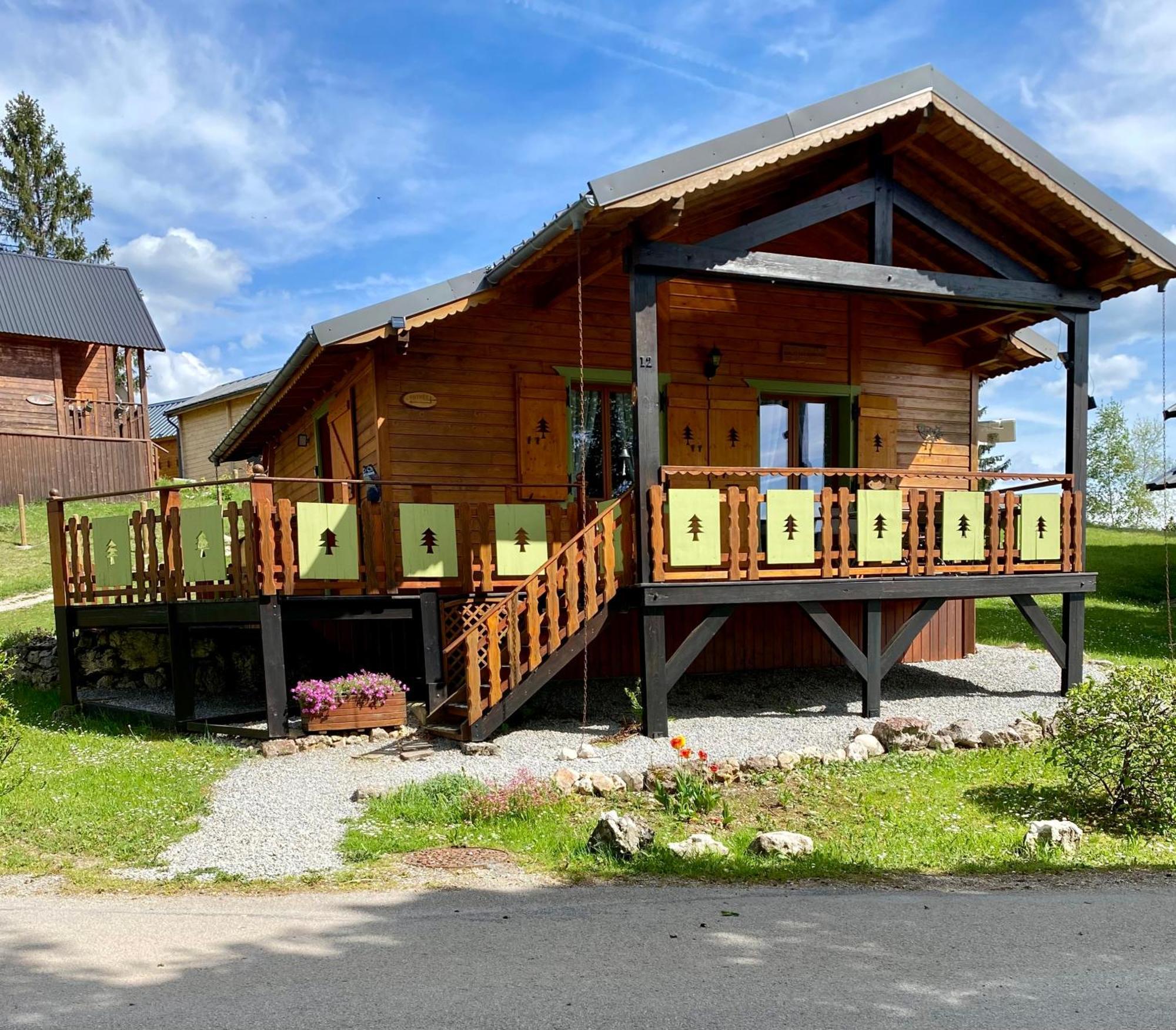 Des Moineaux Chalet